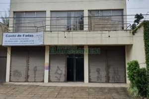 Loja com 402m², no bairro Cristo Redentor em Caxias do Sul para Comprar