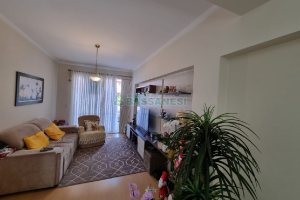 Apartamento com 110m², 3 dormitórios, 2 vagas, no bairro Universitário em Caxias do Sul para Comprar