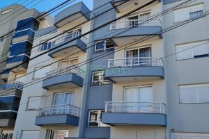 Apartamento com 110m², 3 dormitórios, 2 vagas, no bairro Universitário em Caxias do Sul para Comprar