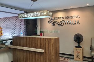 Sala com 34m², no bairro São Pelegrino em Caxias do Sul para Comprar