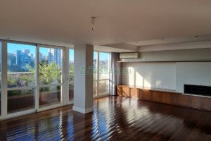 Apto/Cobertura com 297m², 3 dormitórios, 3 vagas, no bairro Lourdes em Caxias do Sul para Comprar