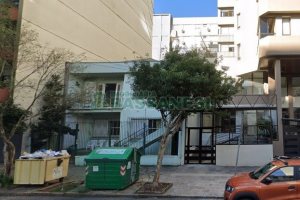 Casa Comercial com 242m², no bairro Centro em Caxias do Sul para Comprar