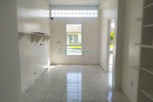 Loja com 80m², no bairro Desvio Rizzo em Caxias do Sul para Alugar