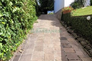 Casa com 1000m², 8 dormitórios, 3 vagas, no bairro Lourdes em Caxias do Sul para Alugar ou Comprar