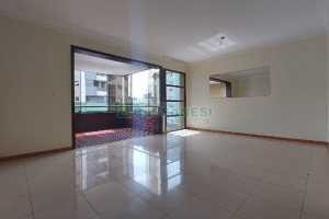 Apartamento com 100m², 3 dormitórios, 2 vagas, no bairro São Pelegrino em Caxias do Sul para Comprar