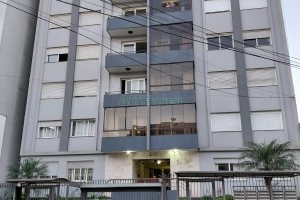 Apartamento com 69m², 2 dormitórios, 1 vaga, no bairro Centro em Caxias do Sul para Alugar
