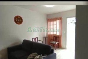 Casa com 180m², 3 dormitórios, 4 vagas, no bairro Bela Vista em Caxias do Sul para Comprar