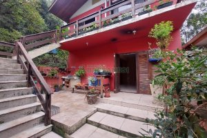 Casa com 152m², 3 dormitórios, 3 vagas, no bairro Kayser em Caxias do Sul para Alugar ou Comprar