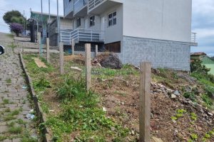 Terreno com 360m², no bairro Desvio Rizzo em Caxias do Sul para Comprar