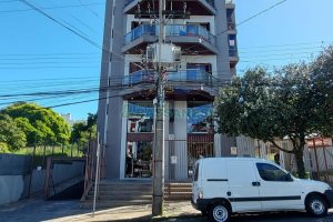 Apartamento com 160m², 3 dormitórios, 2 vagas, no bairro Centro em Caxias do Sul para Comprar