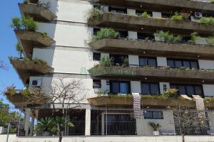 Apto/Cobertura com 424m², 4 dormitórios, 5 vagas, no bairro São Pelegrino em Caxias do Sul para Comprar