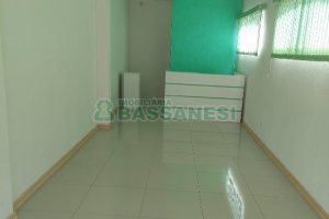 Loja com 30m², no bairro Santa Catarina em Caxias do Sul para Alugar