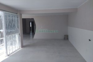 Casa com 300m², 5 dormitórios, 4 vagas, no bairro Nossa Senhora de Fátima em Caxias do Sul para Comprar