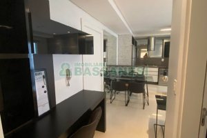 Apartamento com 47m², 1 dormitório, 1 vaga, no bairro Sagrada Família em Caxias do Sul para Comprar