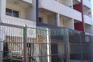 Kitinete com 30m², 1 dormitório, no bairro Centro em Caxias do Sul para Alugar