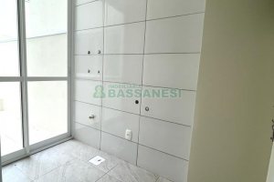 Apartamento com 52m², 2 dormitórios, 1 vaga, no bairro Jardim América em Caxias do Sul para Alugar