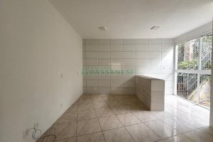 Apartamento com 68m², 2 dormitórios, 1 vaga, no bairro Jardim América em Caxias do Sul para Alugar