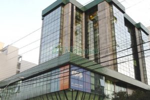 Sala com 58m², 1 vaga, no bairro São Pelegrino em Caxias do Sul para Comprar