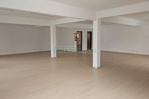 Sala com 140m², no bairro Pio X em Caxias do Sul para Alugar