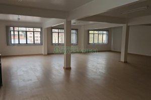 Sala com 140m², no bairro Pio X em Caxias do Sul para Alugar