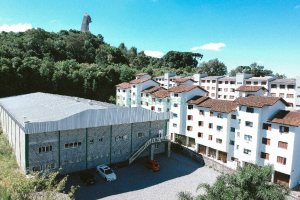 Pavilhão com 1900m², no bairro Santa Catarina em Caxias do Sul para Alugar ou Comprar