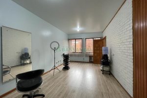 Sala com 44m², no bairro Centro em Caxias do Sul para Comprar