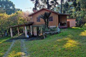 Chácara com 150m², 2 dormitórios, 1 vaga, no bairro Vila Seca em Caxias do Sul para Comprar