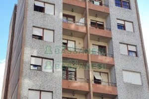 Apto Mobiliado com 90m², 2 dormitórios, no bairro Centro em Caxias do Sul para Alugar