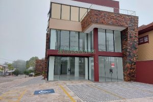 Predio com 360m², no bairro Kayser em Caxias do Sul para Comprar