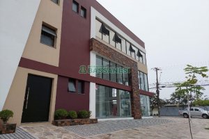 Predio com 360m², no bairro Kayser em Caxias do Sul para Comprar