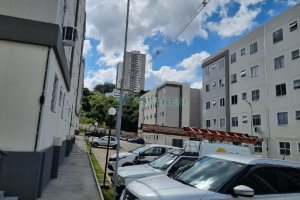 Apartamento com 38m², 2 dormitórios, no bairro Panazzolo em Caxias do Sul para Comprar