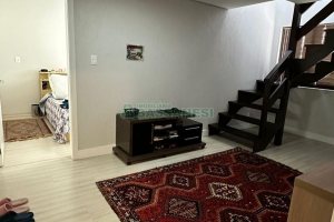 Apto Mobiliado com 141m², 3 dormitórios, 2 vagas, no bairro Panazzolo em Caxias do Sul para Comprar