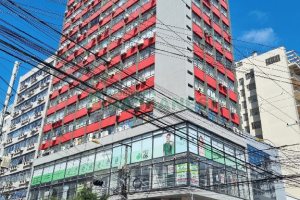 Sala com 58m², no bairro Centro em Caxias do Sul para Comprar