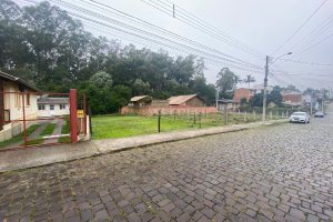 Terreno, no bairro Cidade Nova em Caxias do Sul para Comprar