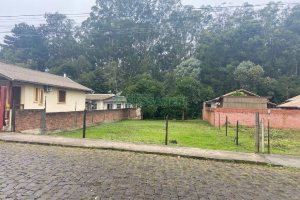 Terreno, no bairro Cidade Nova em Caxias do Sul para Comprar