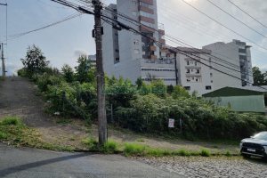 Terreno com 1215m², no bairro Sanvitto em Caxias do Sul para Alugar