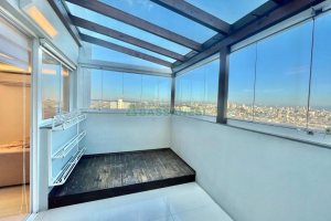Apto Mobiliado com 113m², 3 dormitórios, 2 vagas, no bairro Vila Horn em Caxias do Sul para Alugar