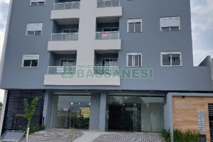 Apartamento com 57m², 2 dormitórios, 1 vaga, no bairro Kayser em Caxias do Sul para Comprar