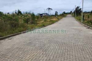Terreno com 351m², no bairro Ana Rech em Caxias do Sul para Comprar