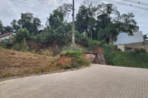 Terreno, no bairro Ana Rech em Caxias do Sul para Comprar