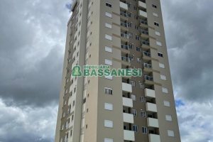 Apartamento com 55m², 2 dormitórios, 1 vaga, no bairro Panazzolo em Caxias do Sul para Comprar