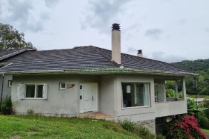 Chácara com 324m², 3 dormitórios, 6 vagas, no bairro Nossa Senhora da Saúde em Caxias do Sul para Comprar