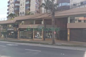 Loja com 64m², 2 vagas, no bairro Pio X em Caxias do Sul para Alugar