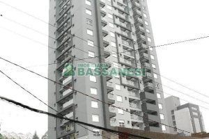 Apto Mobiliado com 40m², 1 dormitório, 1 vaga, no bairro Lourdes em Caxias do Sul para Comprar