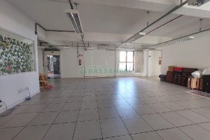 Sala com 430m², no bairro Centro em Caxias do Sul para Alugar
