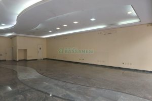 Loja com 780m², no bairro Centro em Caxias do Sul para Alugar ou Comprar