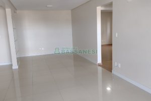 Apartamento com 103m², 2 dormitórios, 1 vaga, no bairro Esplanada em Caxias do Sul para Comprar