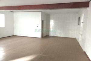 Loja com 90m², no bairro Santa Catarina em Caxias do Sul para Alugar