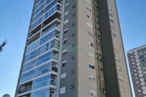 Apartamento com 114m², 3 dormitórios, 2 vagas, no bairro Universitário em Caxias do Sul para Comprar