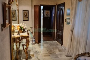 Apartamento com 227m², 3 dormitórios, 1 vaga, no bairro Centro em Caxias do Sul para Comprar